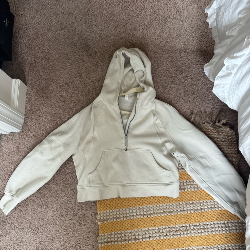 Lululemon Athletica Cream Relaxed Crop Hoodie Long Sleeve M/L